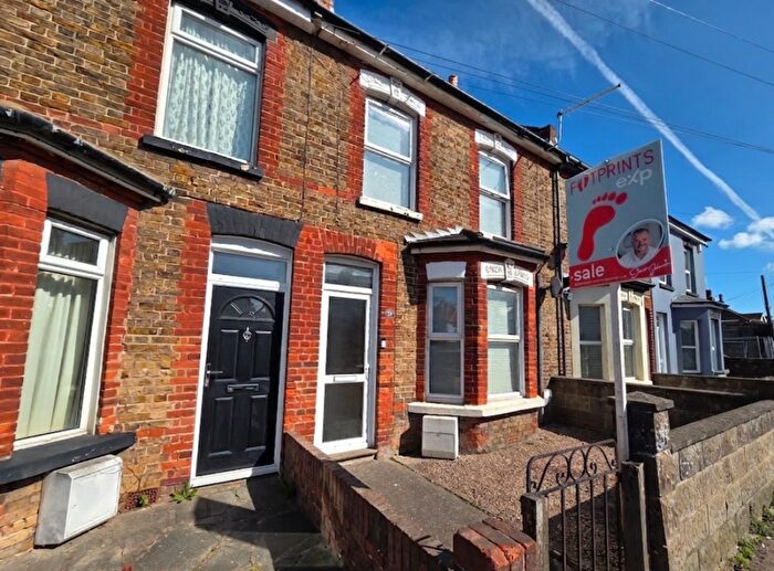 3 Bedroom Terraced House For Sale In Manston Road, Ramsgate, CT11