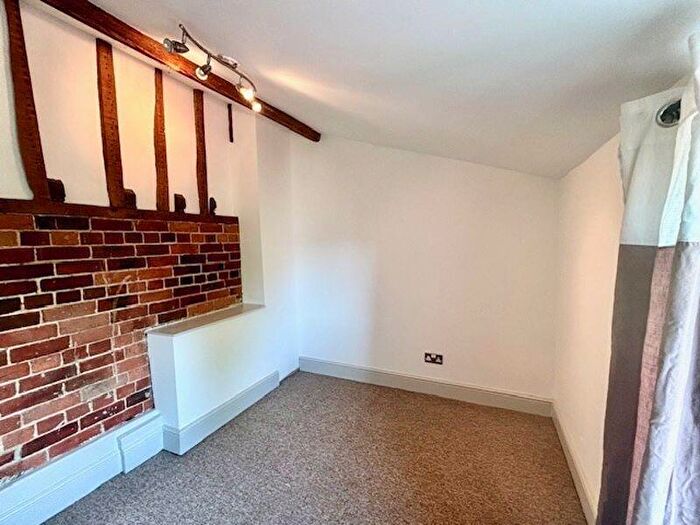 2 Bedroom Cottage To Rent In Heddington, Calne, SN11