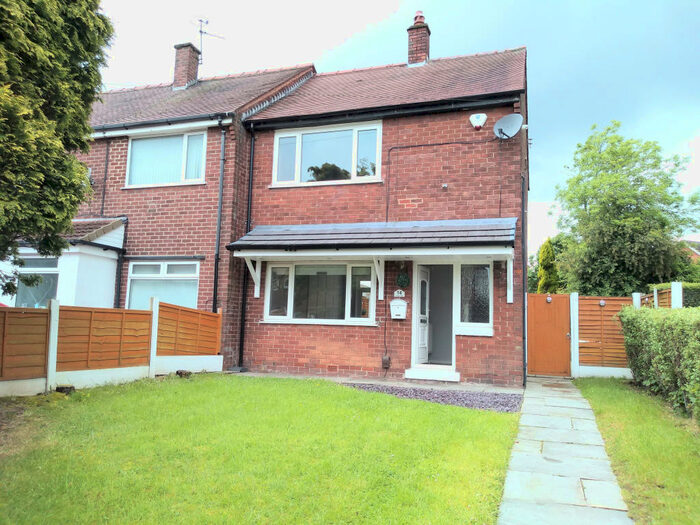 2 Bedroom Semi-Detached House To Rent In Carrgate Road, Denton, M34