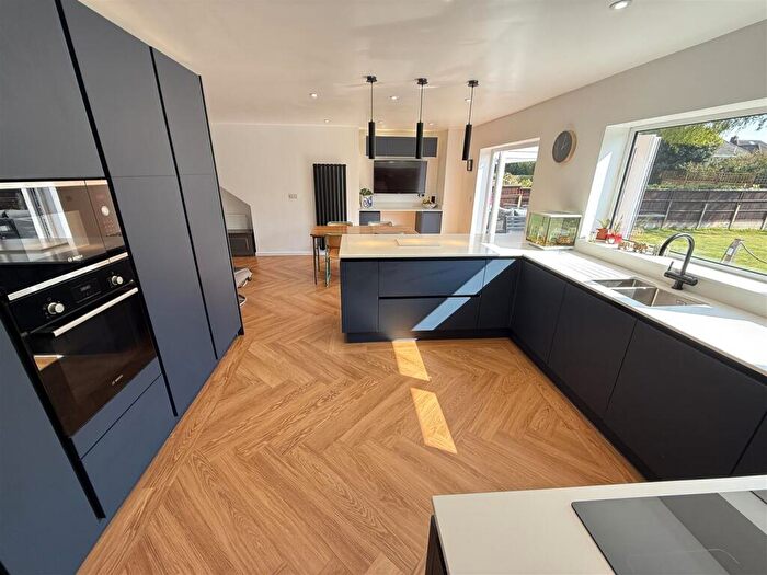 4 Bedroom Detached House For Sale In Thornton Crescent, Gayton, Wirral, CH60