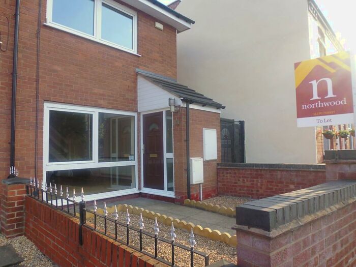 2 Bedroom Semi-Detached House To Rent In Broom Street, Crewe, CW1