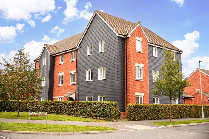 2 Bedroom Flat For Sale In Ullswater Road, Crawley, RH10