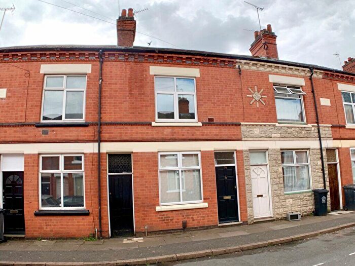 5 Bedroom Terraced House To Rent In Windermere Street, Leicester, LE2