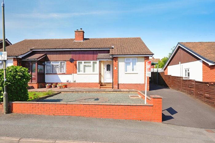 2 Bedroom Semi-Detached Bungalow For Sale In Pilley Road, Hereford, HR1