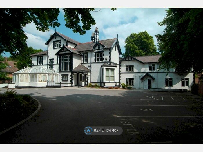 2 Bedroom Flat To Rent In Lyndhurst Road, Liverpool, L18