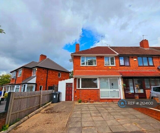 3 Bedroom End Of Terrace House To Rent In Hassop Road, Birmingham, B42