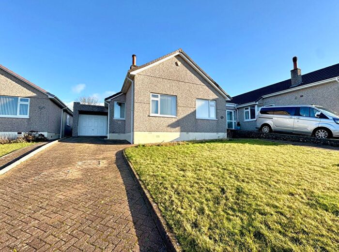 2 Bedroom Bungalow For Sale In Corsham Close, Birdcage Farm, Plymouth, PL6