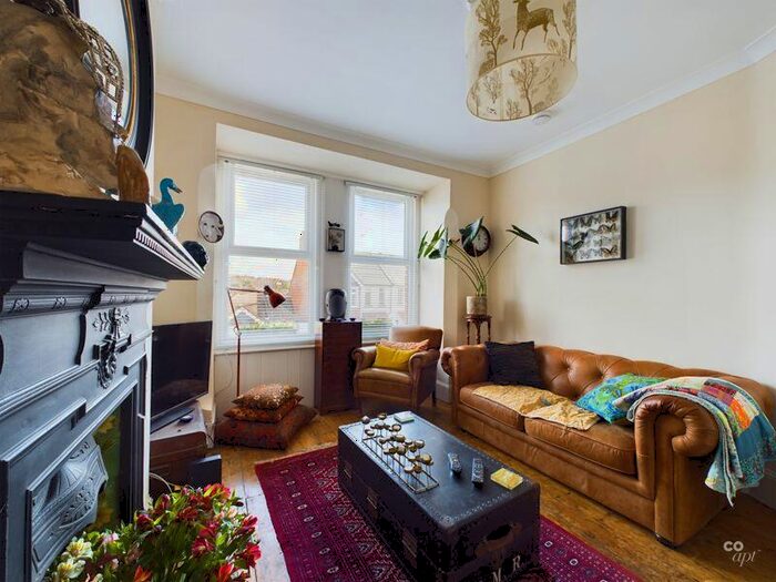 4 Bedroom House Of Multiple Occupation To Rent In Stanmer Park Road, BN1