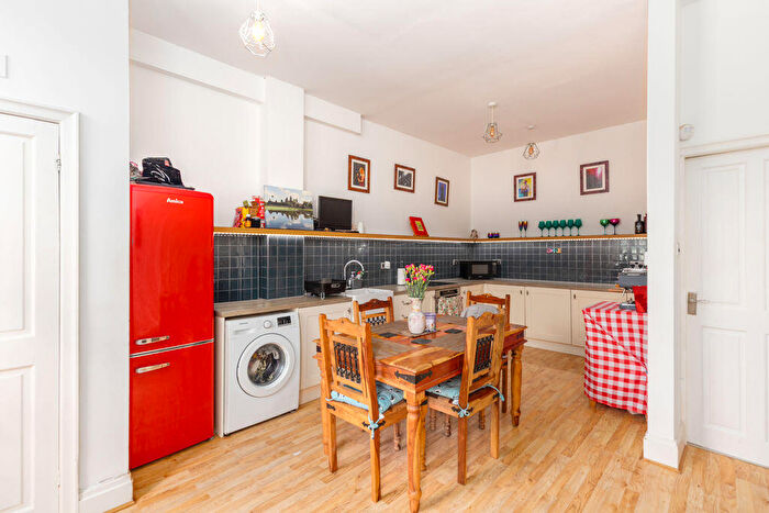 2 Bedroom Terraced House For Sale In Upper Bank Houses, Beestonley Lane, Bankisland, HX4