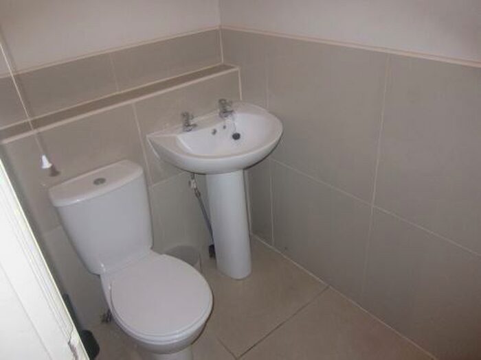 6 Bedroom House To Rent In Ribblesdale Preston, PR1