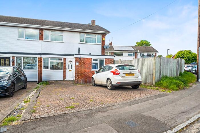3 Bedroom End Of Terrace House For Sale In Greenwood Meadow, Chinnor, Oxfordshire, OX39