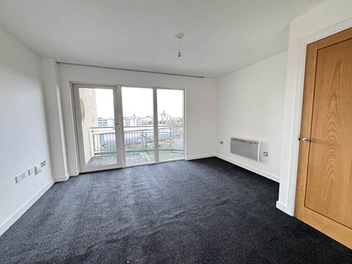 1 Bedroom Flat To Rent In Cambria House, Victoria Wharf, Watkiss Way, CF11