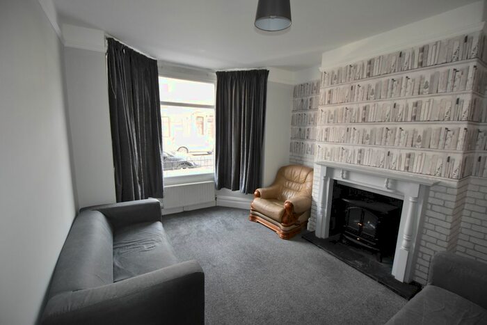 3 Bedroom Terraced House To Rent In Ayresome Park Road, Middlesbrough, TS5