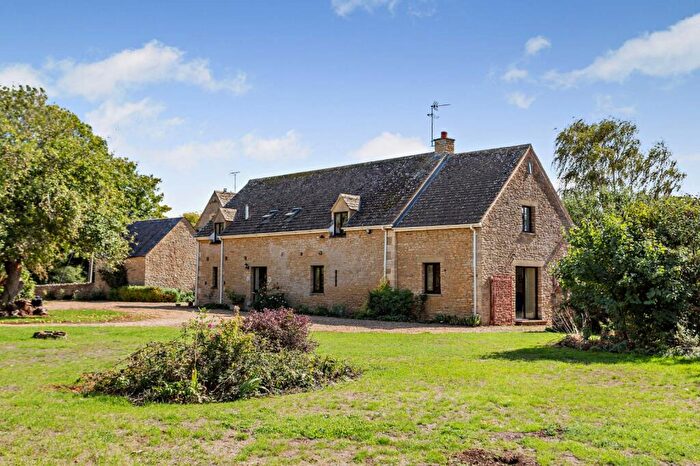 4 Bedroom Detached House For Sale In Cerney Wick, Cirencester, Gloucestershire, GL7