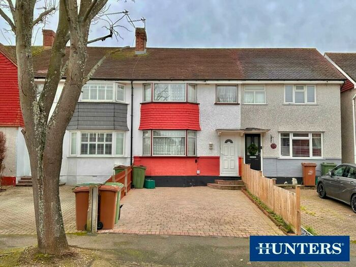 2 Bedroom Terraced House To Rent In St. Philips Avenue, Worcester Park, KT4