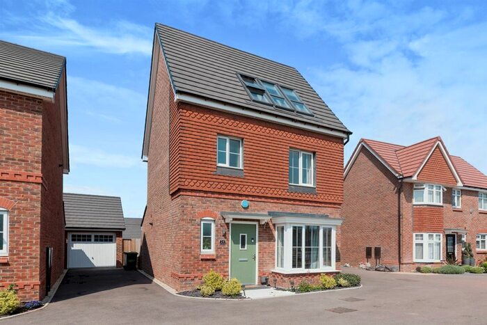 4 Bedroom Detached House To Rent In Cloverfield Place, Newark, NG24
