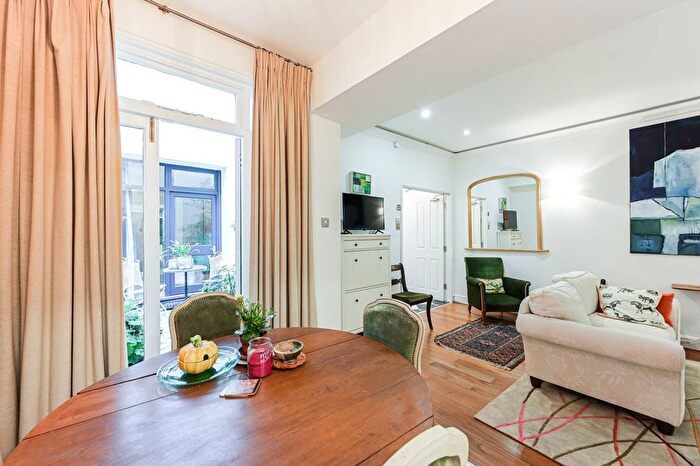 1 Bedroom Flat To Rent In Manson Place, South Kensington, London, SW7