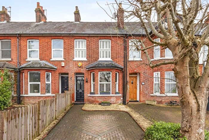 3 Bedroom Terraced House For Sale In Candlemas Lane, Beaconsfield, HP9