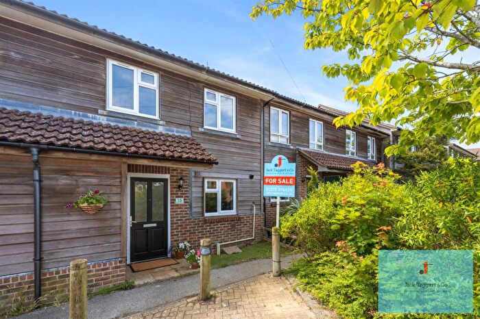 3 Bedroom House To Rent In Monarchs View, Portslade, Brighton, BN41