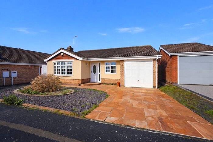 3 Bedroom Detached Bungalow For Sale In Teasel Close, Narborough, Leicester, Leicestershire, LE19