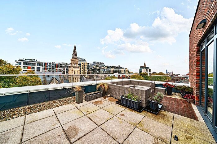 3 Bedroom Flat For Sale In Filmworks Walk, Ealing, W5