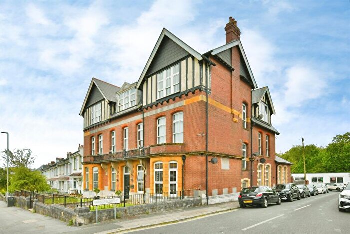 2 Bedroom Apartment For Sale In Milehouse Road, Plymouth, PL3