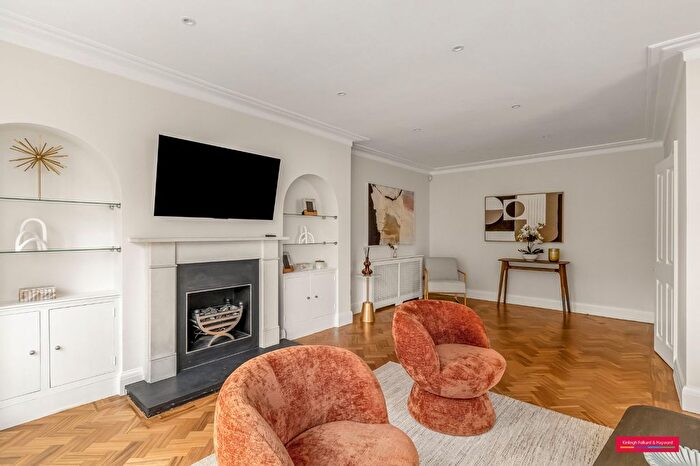 4 Bedroom Terraced House To Rent In Hyde Park Square, London, W2