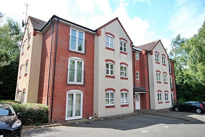 2 Bedroom Flat To Rent In Quarry Hill, Wilnecote, Tamworth, Staffordshire, B77