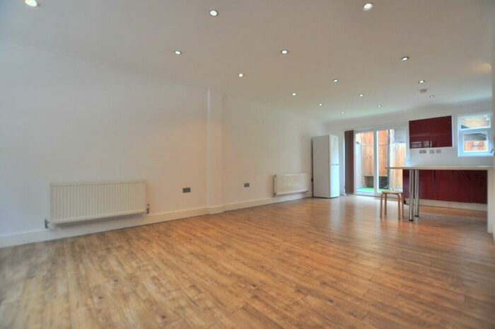 4 Bedroom Terraced House To Rent In Granby Street, London, E2