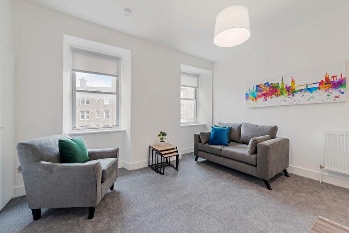 2 Bedroom Garage / Parking To Rent In East Fountainbridge, Edinburgh, EH3