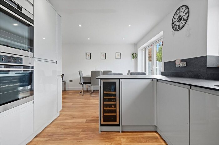 4 Bedroom Semi-Detached House For Sale In Estuary Gardens, Great Wakering, Essex, SS3