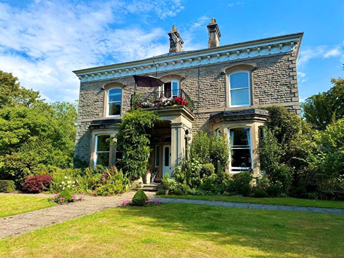 1 Bedroom Flat To Rent In Swallow House Lane, Hayfield, High Peak, SK22