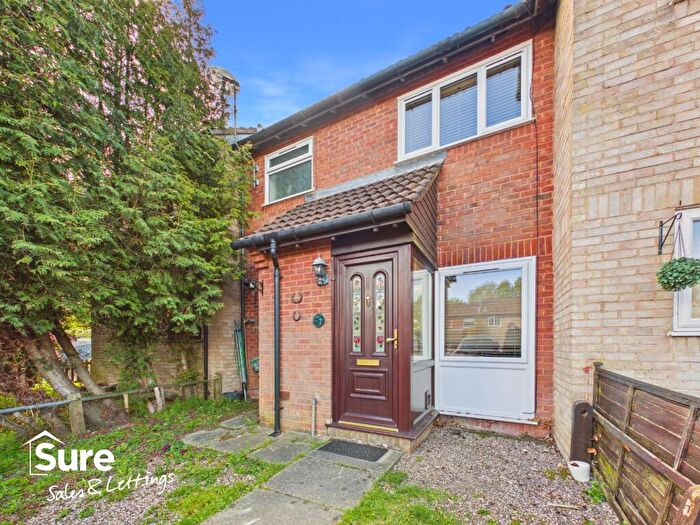 1 Bedroom Terraced House To Rent In Sherwood Place, Hemel Hempstead, Hertfordshire, HP2