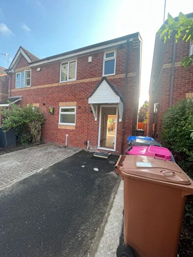 3 Bedroom Terraced House To Rent In Bridgewater Street, Salford, M3