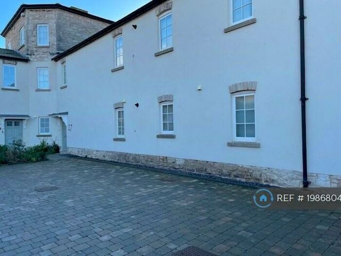 2 Bedroom Flat To Rent In Livingstone Place, St. Asaph, LL17