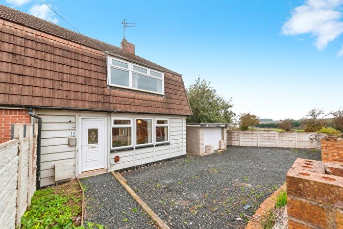 3 Bedroom Semi-detached House For Sale In New Road, Bilsthorpe, Newark, NG22