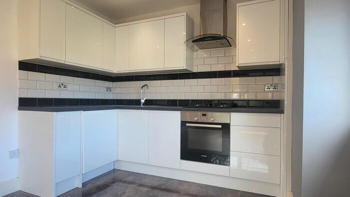 1 Bedroom Flat To Rent In London Road, Bracknell, RG12