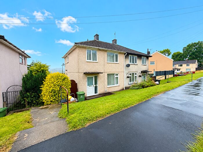 3 Bedroom Semi-Detached House For Sale In Maeshyfryd, Cwmbach, Aberdare, Rhondda Cynon Taf, CF44