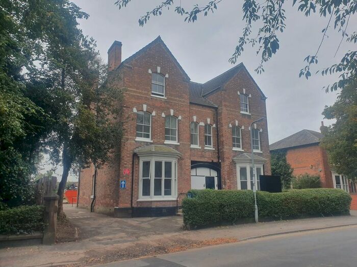 2 Bedroom Flat To Rent In St. Pauls Square, Burton-On-Trent, DE14