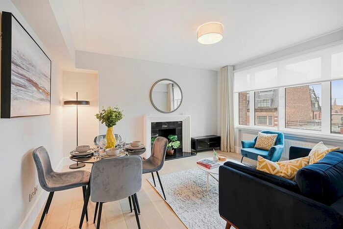 1 Bedroom Flat To Rent In Flat Richmond, Sloane Street, London, SW1X