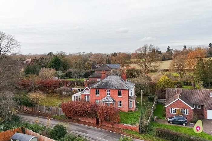 4 Bedroom Detached House For Sale In Terrace Road North, Binfield, Berkshire, RG42