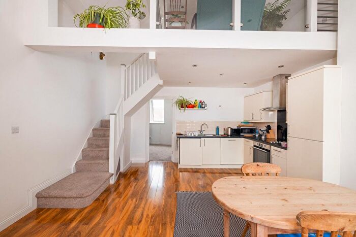 1 Bedroom Flat For Sale In Greenbank Road, Greenbank, BS5