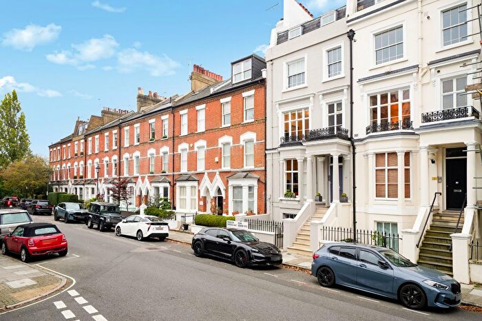 2 Bedroom Flat To Rent In Alma Square, St John's Wood, NW8
