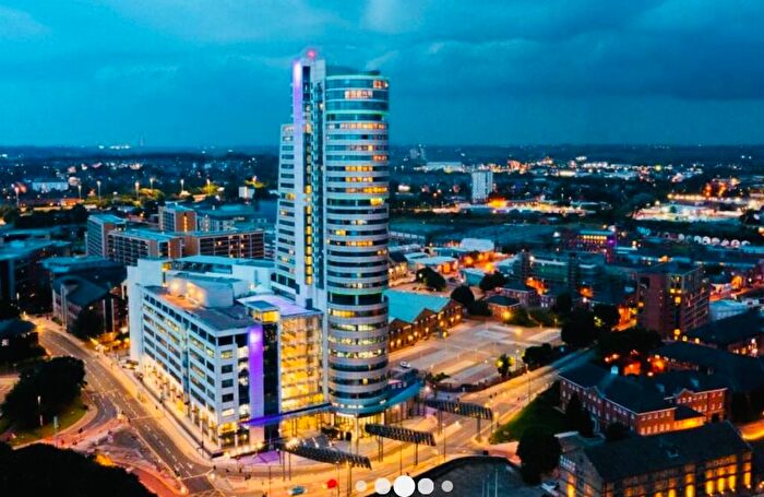 Studio To Rent In Bridgewater Place, City Centre, LS11