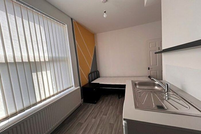 1 Bedroom Property To Rent In Vickers Road, Sheffield, S5