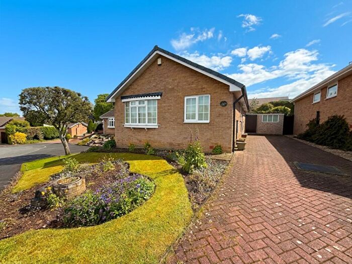 3 Bedroom Detached Bungalow For Sale In Coral Way, Aughton, S26