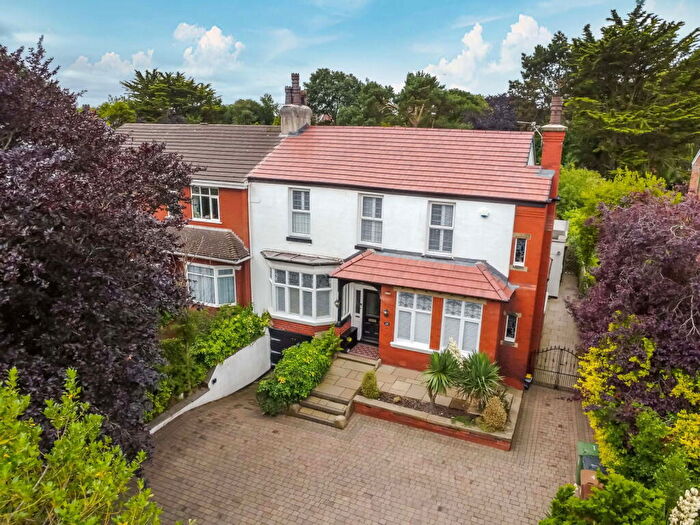 5 Bedroom Semi-Detached House For Sale In Aughton Road, Birkdale, Southport, PR8