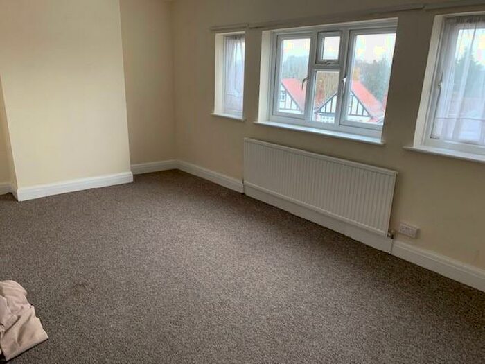 3 Bedroom Flat To Rent In Kenton Park Parade, Kenton Road, Harrow, Middlesex, HA3
