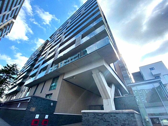 2 Bedroom Apartment To Rent In Block Spectrum, Blackfriars Street, Salford, M3