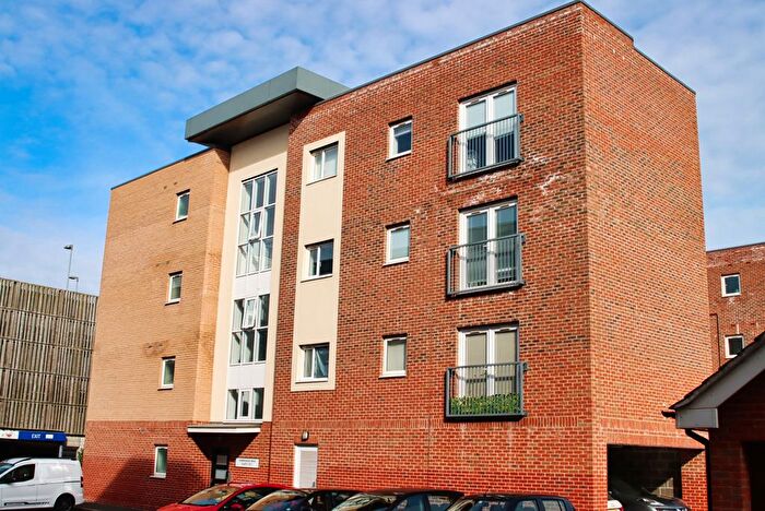 2 Bedroom Flat To Rent In Marquess Drive, Bletchley, Milton Keynes, Buckinghamshire, MK2